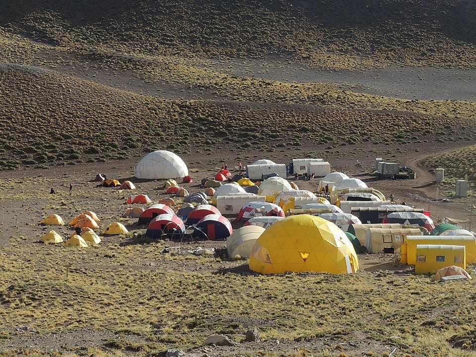 Aconcagua bay рефрижератор фото