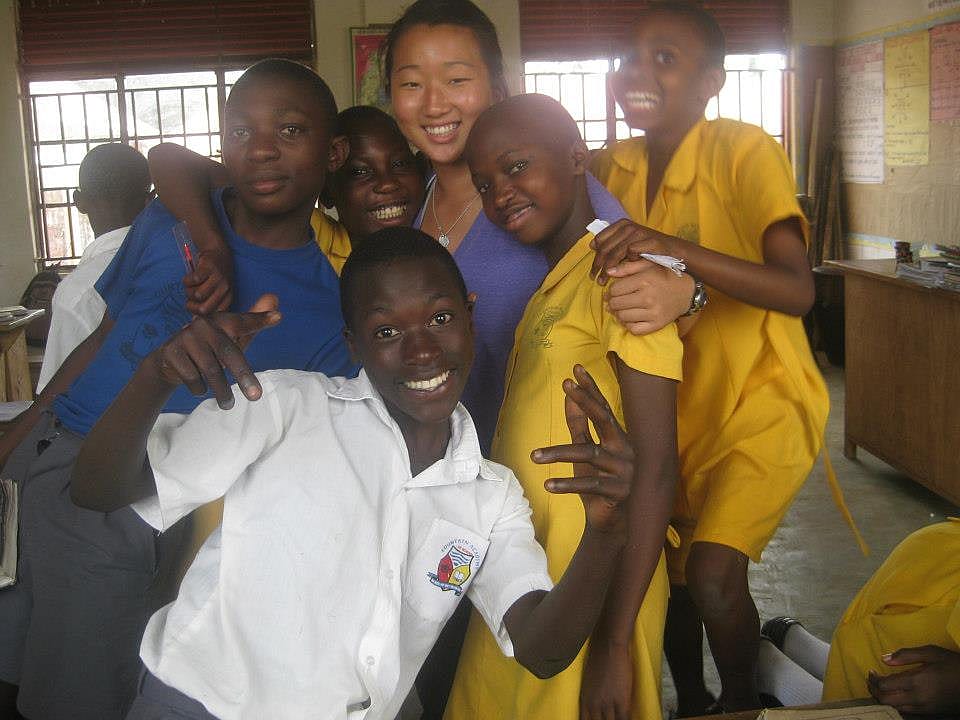 volunteer-in-kenya-with-go-volunteer-africa-outguided