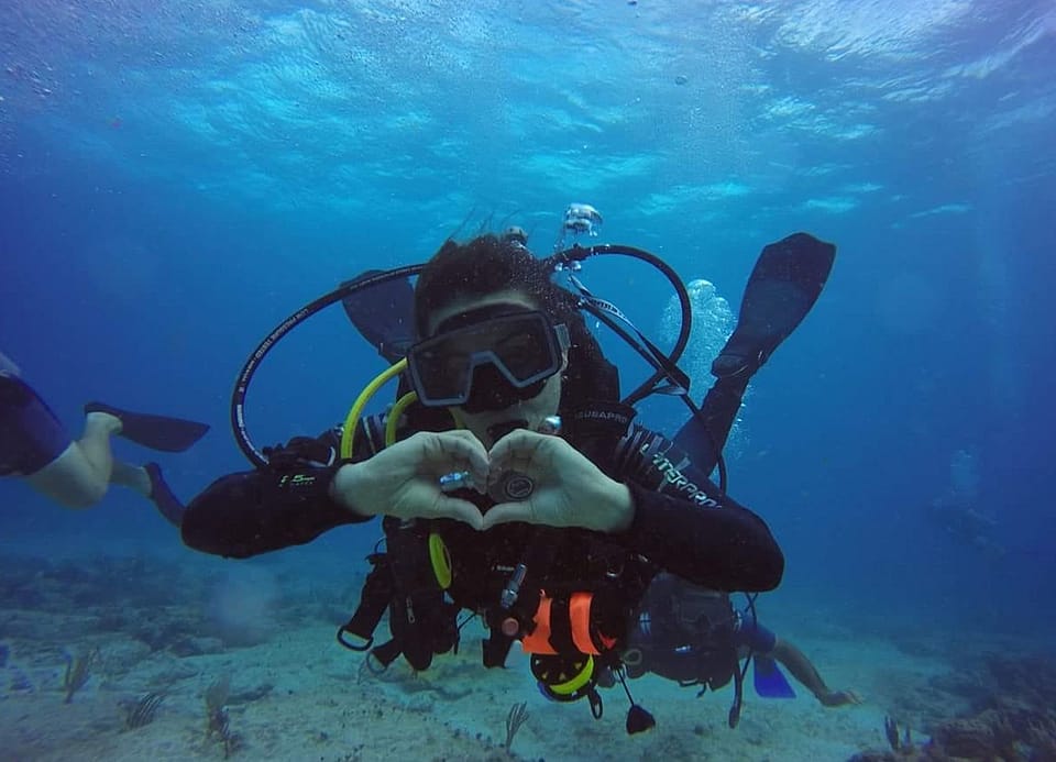 2 tank scuba diving cancun