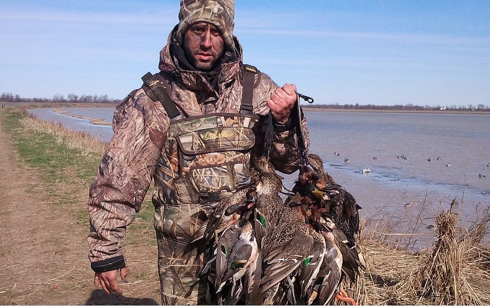 Waterfowl Duck & Goose Hunt Daily Timber Lease Outguided