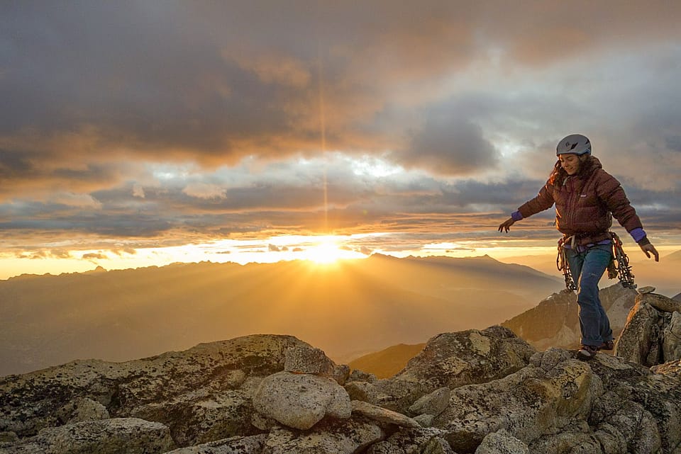 Climbing La Esfinge, Huaraz. Peru Outguided