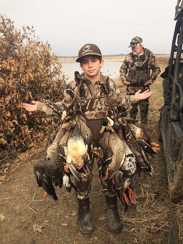 HalfDay Guided Morning Duck Hunt with Lodging in Stuttgart, Arkansas