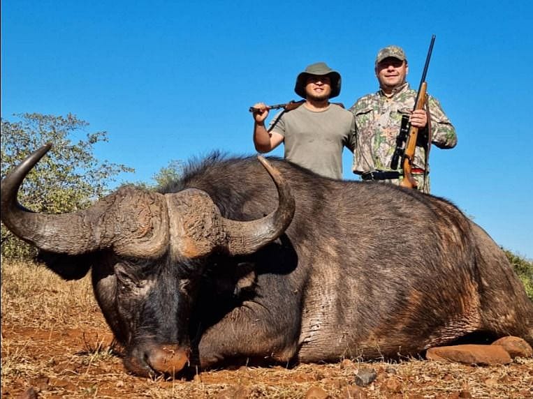 9 Days Boschnel Safaris Cape Buffalo Dugga Boy Exclusive Marloth Park