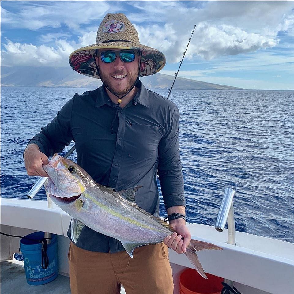 Bottom Fish Guide - Hawaii Bottom Fishing Charter Boat