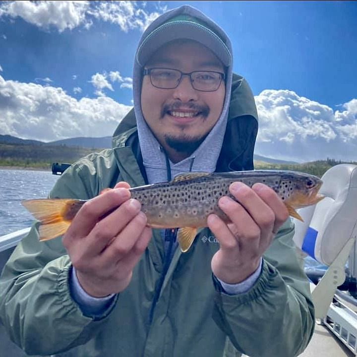 Family and Group Pontoon Fishing Charter on Lake Dillon Outguided