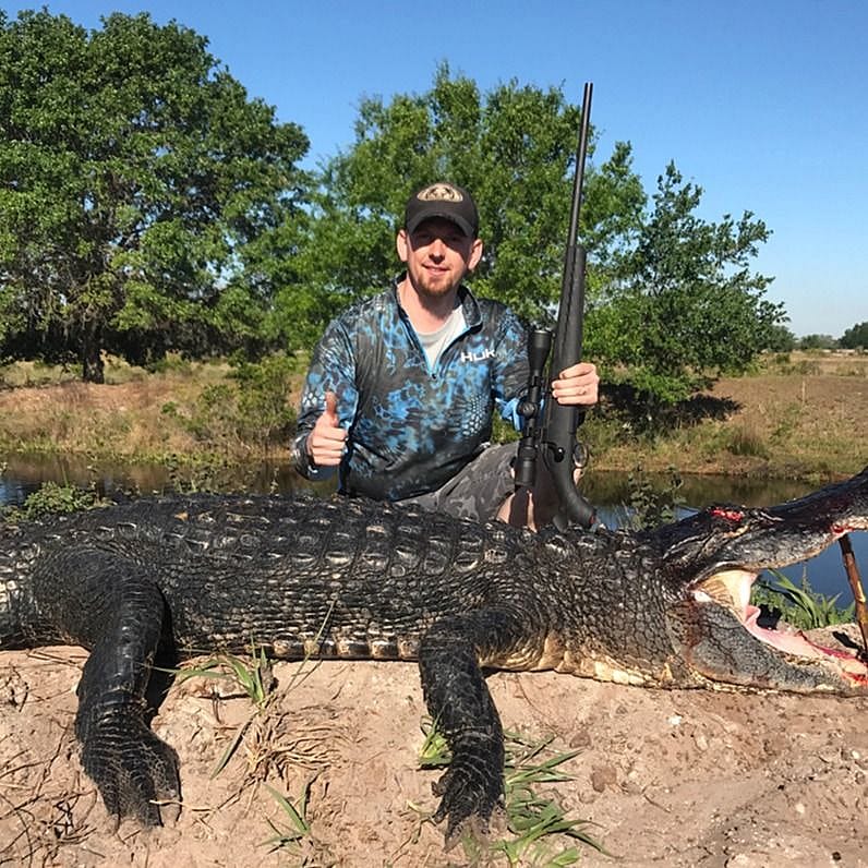 Trophy Gator Hunt Outguided