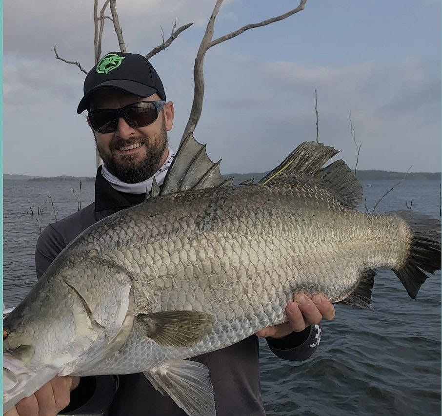 5-Hour Lake Awoonga Barramundi Guided Fishing Trip | Outguided