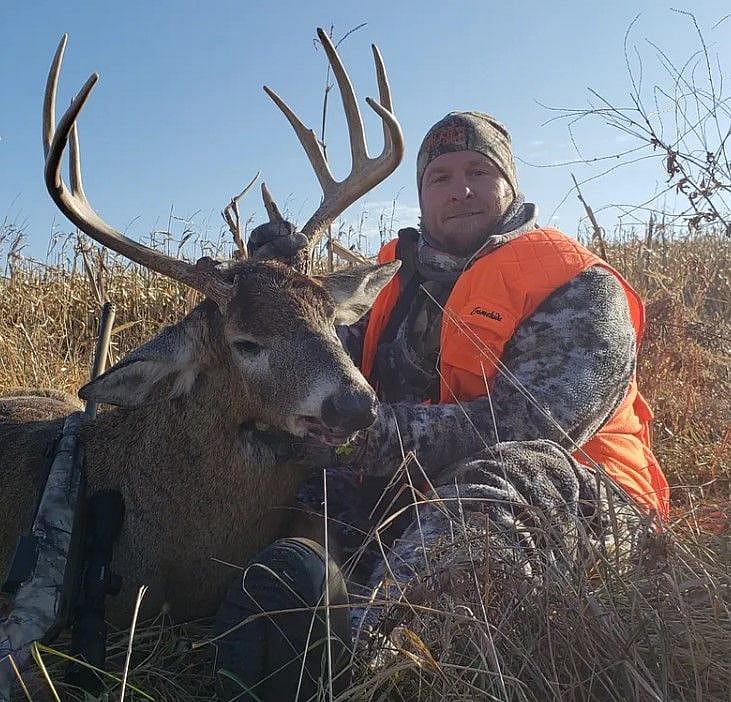 4-Day Whitetail 2nd Season Hunt in Iowa's Zone 5 | Outguided