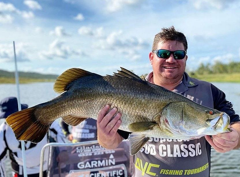 Full-Day Gladstone Saltwater Fly Fishing | Outguided